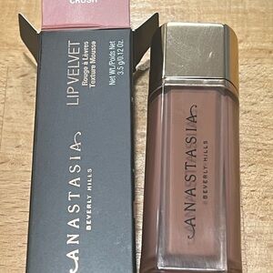 Anastasia Beverly Hills Lip Velvet